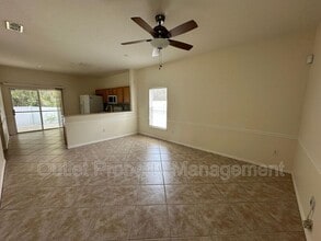 4749 Waterside Pointe Cir in Orlando, FL - Building Photo - Building Photo