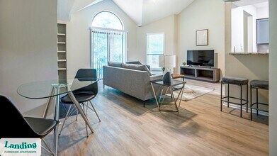 8293 George Brett Dr in Memphis, TN - Building Photo - Building Photo