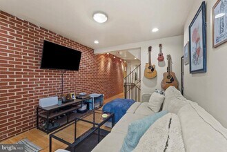 1807 E Lombard St in Baltimore, MD - Building Photo - Building Photo