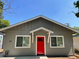 485 E 6th St in Chico, CA - Building Photo