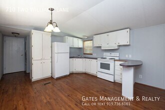 710 Two Williams Ln in Durham, NC - Building Photo - Building Photo