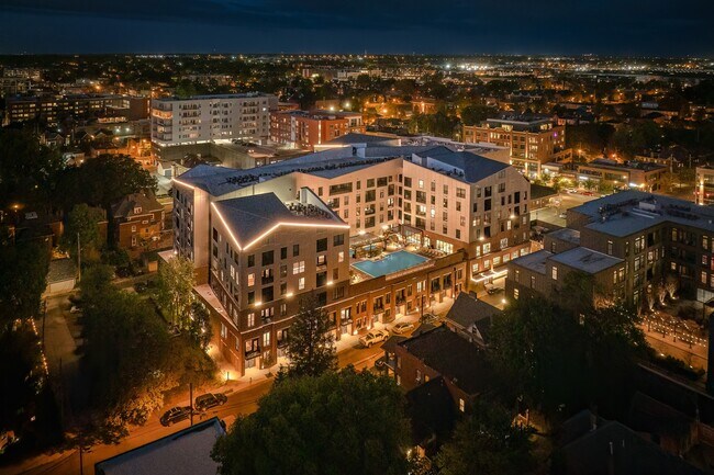 GreenHouse Short North in Columbus, OH - Foto de edificio - Building Photo