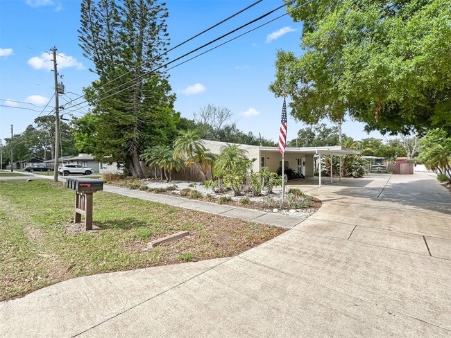 property at 1626 Pine St