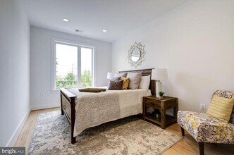 1007 Bryant St NE, Unit 6 in Washington, DC - Building Photo - Building Photo