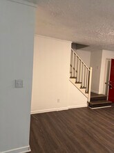 707 S Hydraulic Ave in Wichita, KS - Foto de edificio - Building Photo