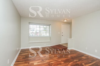 2 Country Wood Ln in Whiteland, IN - Building Photo - Building Photo