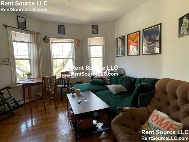 248 Brookline St, Unit 3 in Cambridge, MA - Building Photo - Building Photo