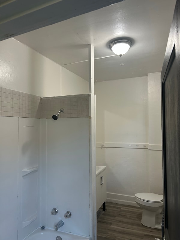 property at 702 Airbrake Ave