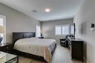 545 Teovani St in Henderson, NV - Building Photo - Building Photo