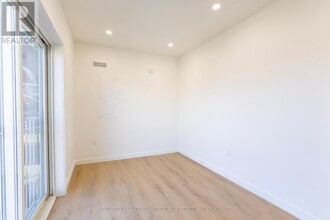429 Sugarloaf St in Port Colborne, ON - Building Photo - Building Photo