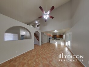 6642 E Northridge St in Mesa, AZ - Building Photo - Building Photo