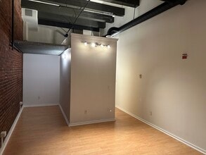 254 Friend St, Unit 1 in Boston, MA - Building Photo - Building Photo