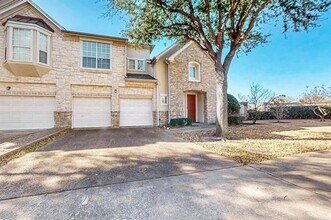 2606 Rue De Ville in Irving, TX - Building Photo - Building Photo