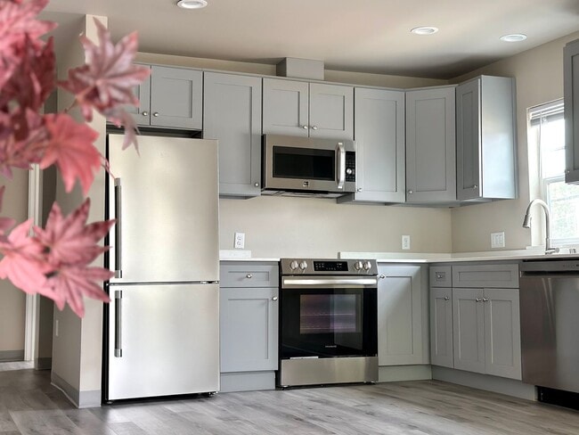 property at 1410 6th Ave