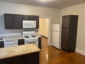 5033 Devonshire Ave, Unit 1E in St. Louis, MO - Building Photo - Building Photo