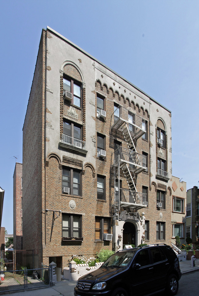 124 Parrott Pl in Brooklyn, NY - Building Photo - Building Photo