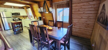 14412 Yosemite Ct in Pine Mountain Club, CA - Building Photo - Building Photo