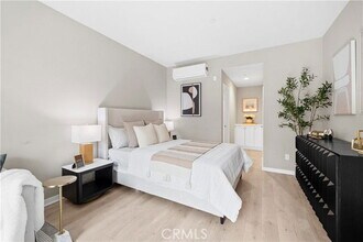 115 Episode in Irvine, CA - Building Photo - Building Photo