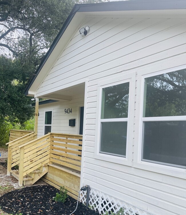 9434 Rhode Island St in Houston, TX - Building Photo - Building Photo