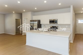 113 Ashby Pond Dr in Harvest, AL - Building Photo - Building Photo