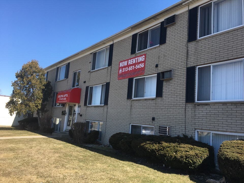 Delphi Apartment in Detroit, MI - Building Photo