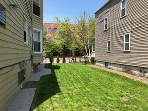 1709 Irving Park W Rd, Unit 2 in Chicago, IL - Building Photo - Building Photo