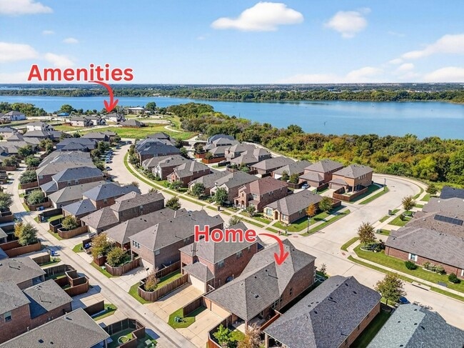 2209 Barx Dr in Little Elm, TX - Foto de edificio - Building Photo