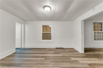 3204 W 71st St in Cleveland, OH - Building Photo - Building Photo