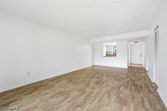 28161 Pine Haven Way in Bonita Springs, FL - Building Photo - Building Photo