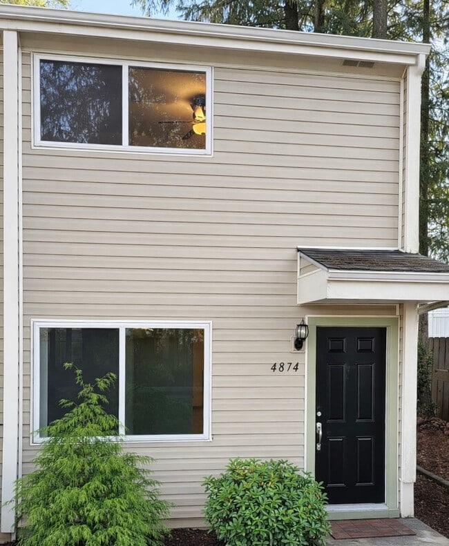 property at 4870-4874-4874 Sunnyside Rd SE