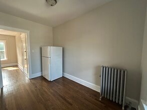 2648 N Spaulding Ave, Unit 2 in Chicago, IL - Building Photo - Building Photo