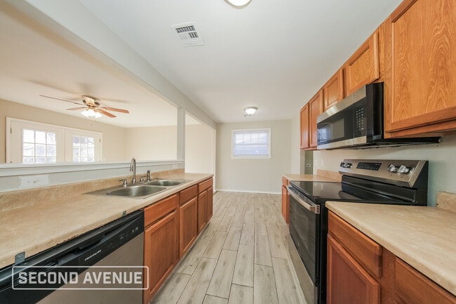 3400 Overland Dr in Del City, OK - Building Photo - Building Photo