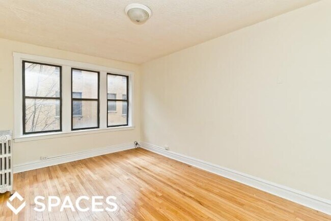 1540 N Kedzie Ave in Chicago, IL - Building Photo - Building Photo
