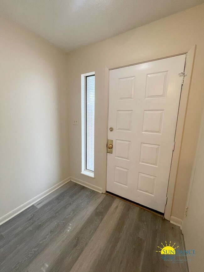 351 Woodham Ct in Fort Walton Beach, FL - Building Photo - Building Photo