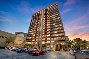 5150 Hidalgo St in Houston, TX - Building Photo