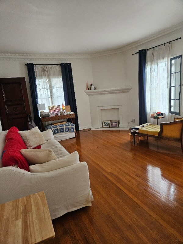 432 Cochran Ave-Unit -7 in Los Angeles, CA - Building Photo - Building Photo