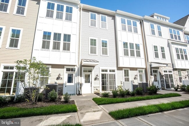 8104 Donatello Dr, Unit 1201 in Princeton, NJ - Building Photo - Building Photo