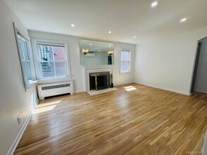 80-12 188th St in Queens, NY - Building Photo - Building Photo