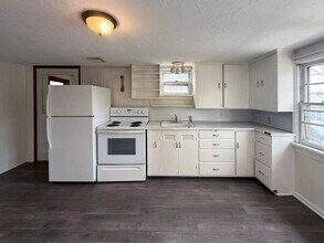 539 Madison St in Eugene, OR - Building Photo - Building Photo