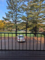 38 Chestnut Hls, Unit 38 in New Hartford, NY - Building Photo