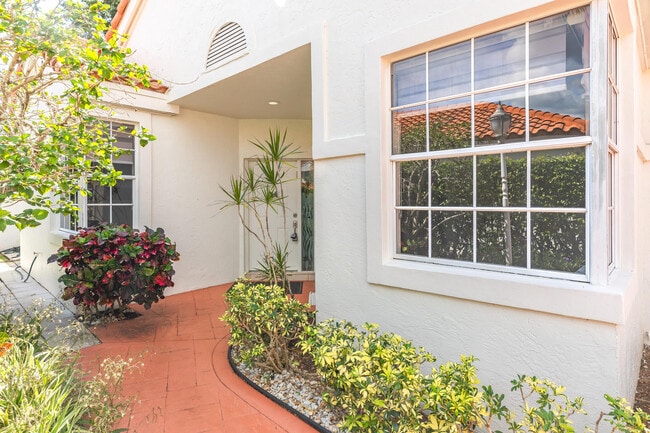 17720 Candlewood Terrace in Boca Raton, FL - Building Photo - Building Photo