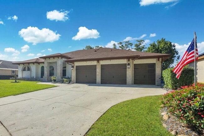 16545 Majestic Ct in Clermont, FL - Building Photo - Building Photo