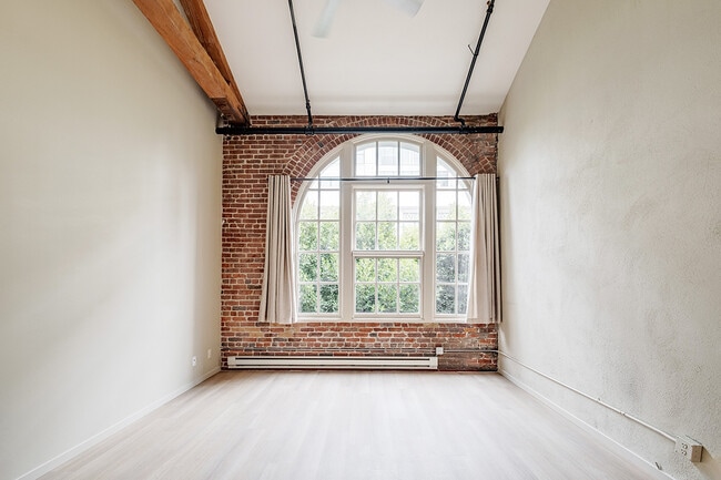 property at 461 2nd St