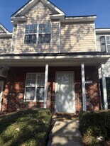 1830 Birch Heights Ct in Charlotte, NC - Building Photo