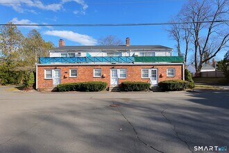 44 Garden St in Farmington, CT - Building Photo - Building Photo