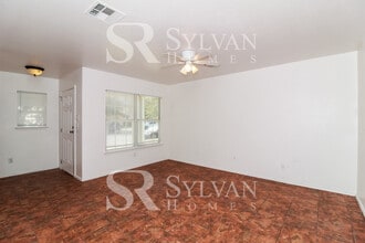 13500 Alysheba Dr in Del Valle, TX - Building Photo - Building Photo