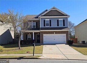 1390 Napa Valley Dr SW in Lawrenceville, GA - Building Photo