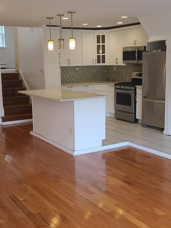 property at 39 Paerdegat 15th St