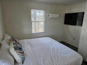 89 Rocky Slope Rd in Greenville, SC - Building Photo - Building Photo