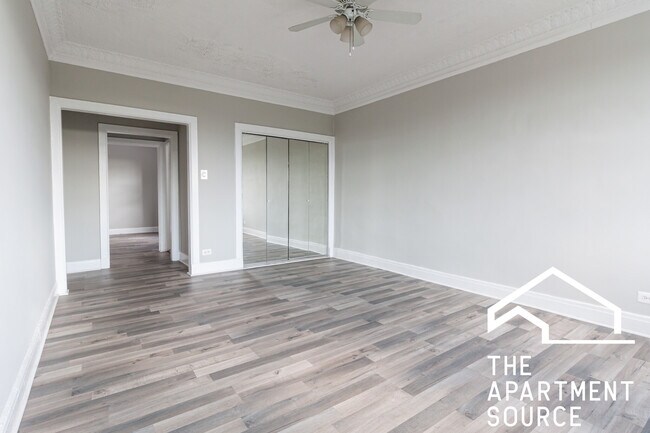 3835 N Fremont St, Unit 501 in Chicago, IL - Building Photo - Building Photo